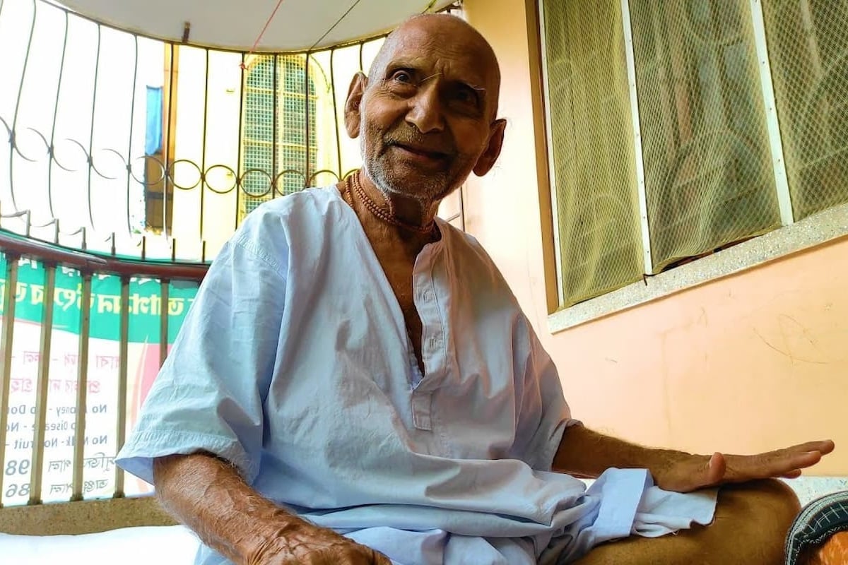 Swami Sivananda: un hombre de 126 años que debe su longevidad al yoga y a no practicar sexo