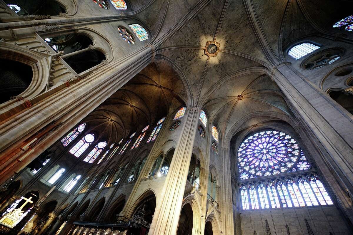 El incendio de Notre-Dame ha revelado a los expertos detalles desconocidos de cómo se construyó