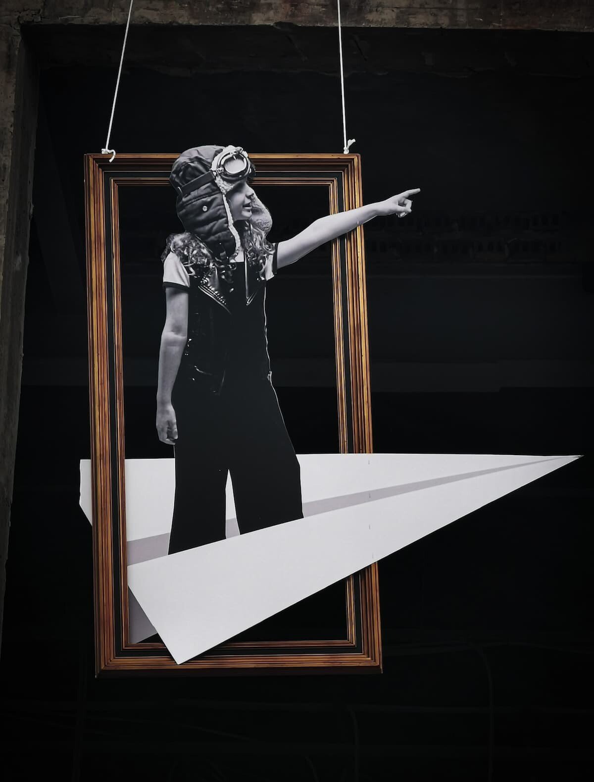 sentydo arte urbano intalacion relato instalacion libertad sociedad 3