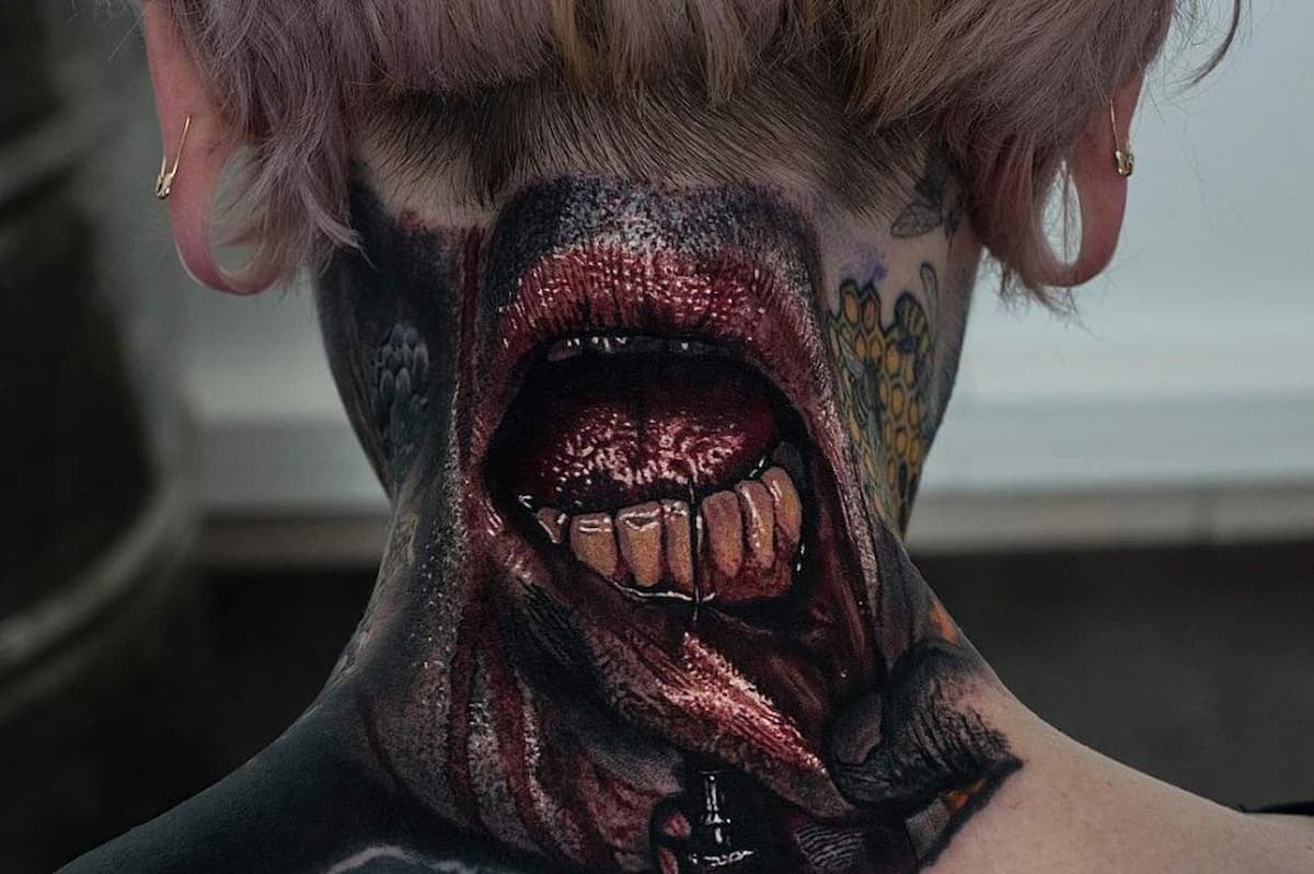El hiperrealismo más macabro en los tatuajes de Sandry Riffard