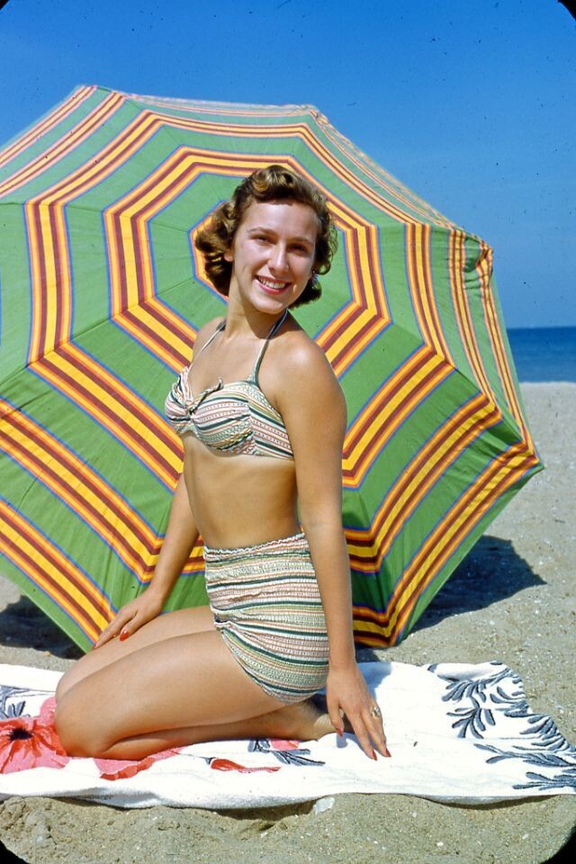 moda vintage sociedad playa verano 1