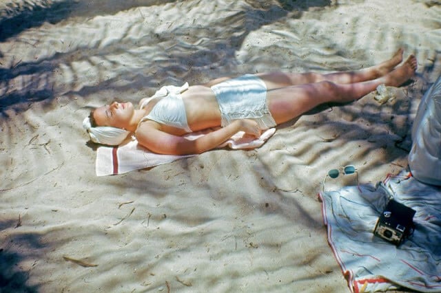 moda vintage sociedad playa verano 14