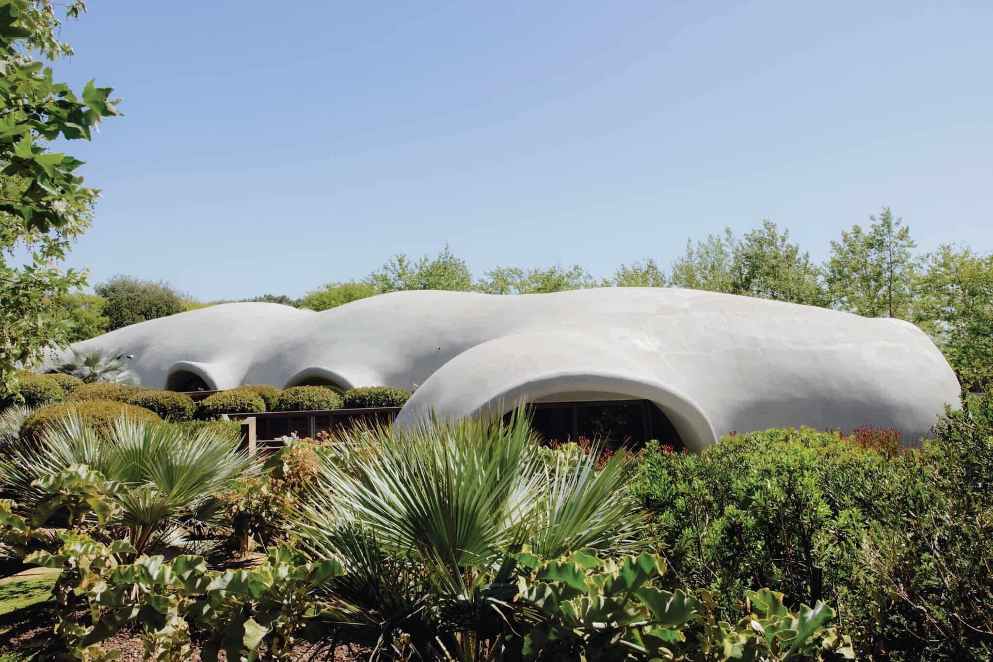 robert downey jr casa vivienda binishell dante bini diseno italiano arquitectura hormigon inflado