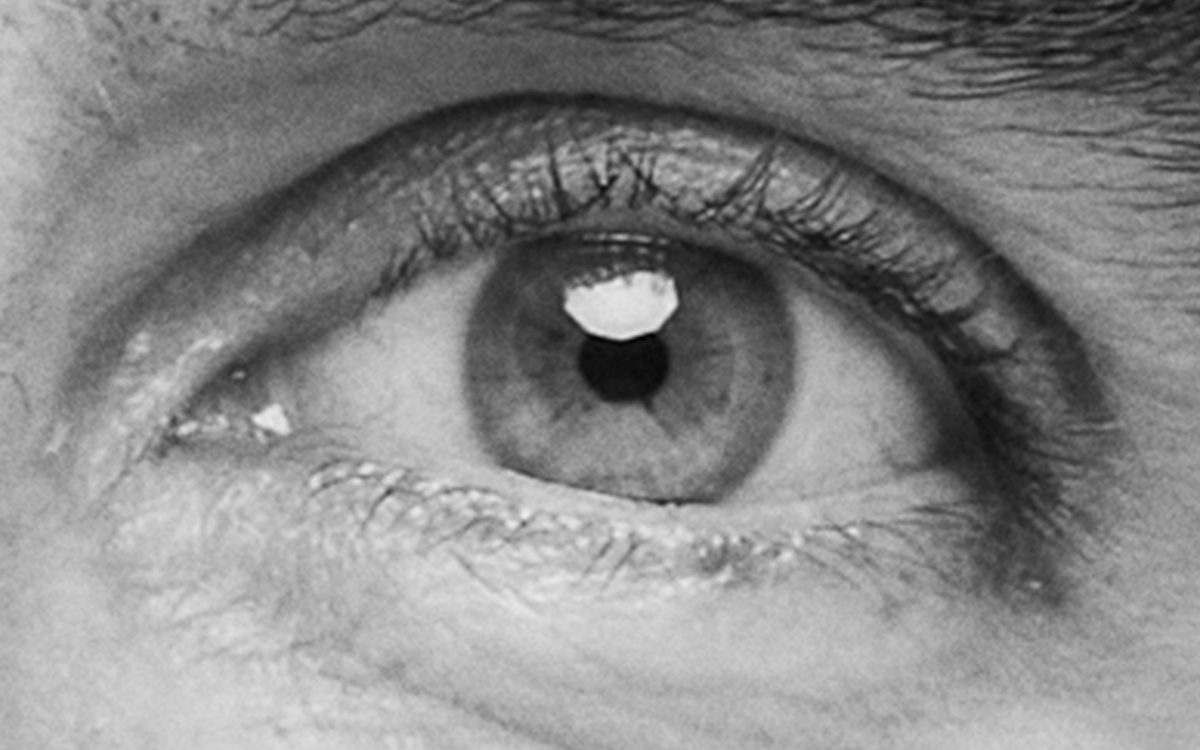 Ojo de Luiki Alonso, creador de contenido de Cultura Inquieta.