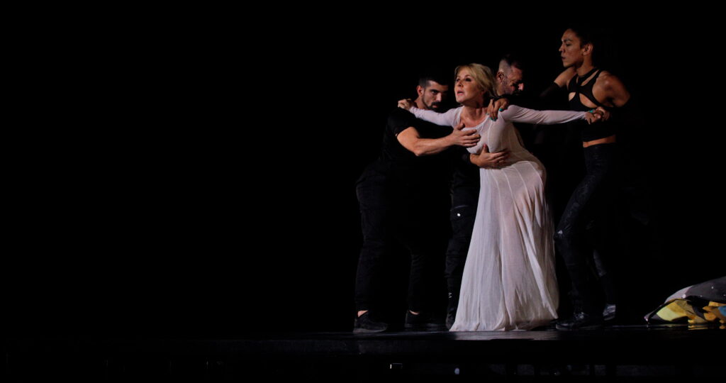 Cayetana Guillén-Cuervo en la obra de teatro Pandataria.