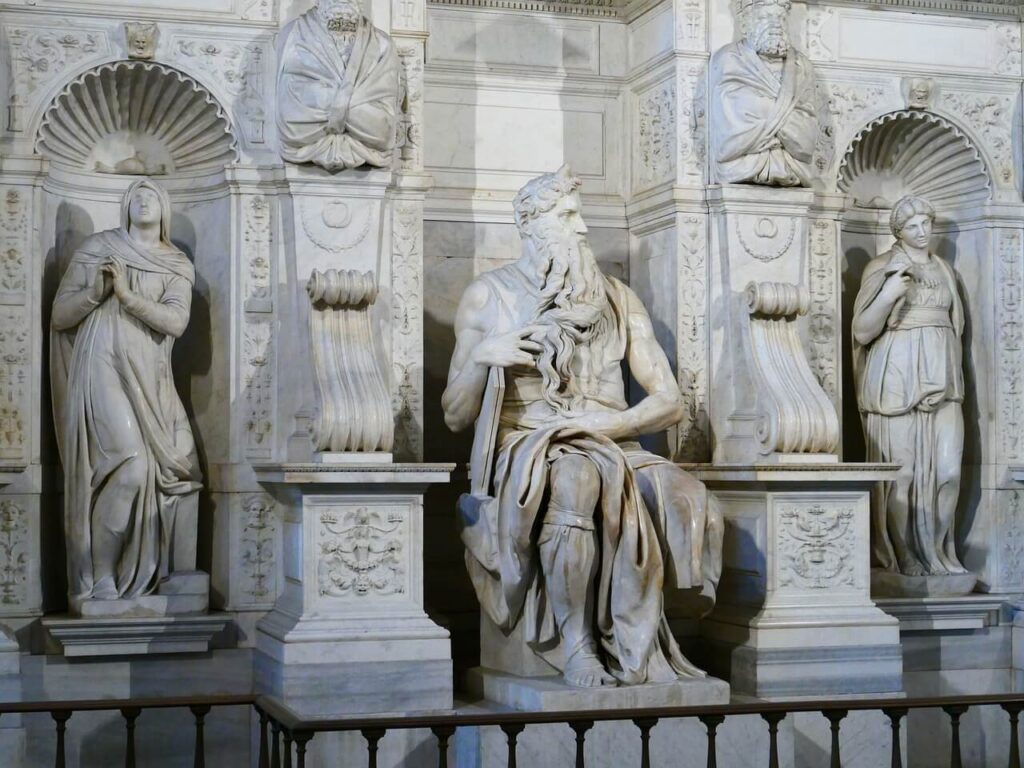 Escultura El Moisés