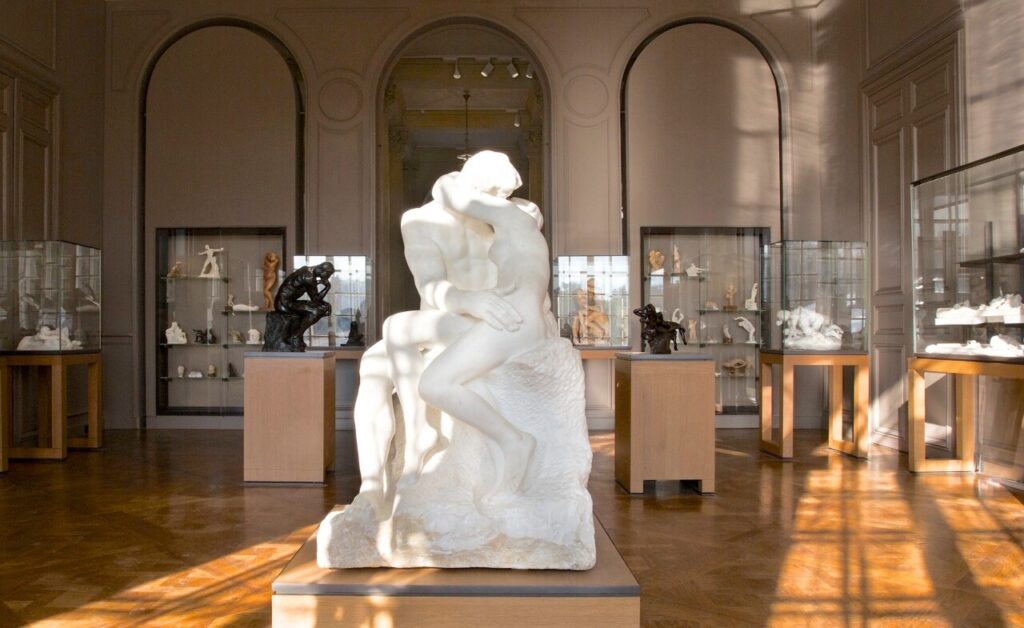Escultura El beso