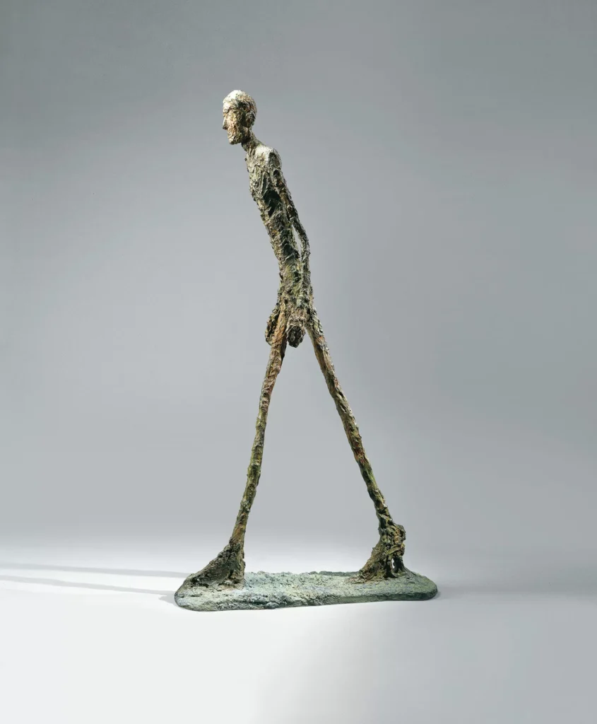 Tallada en bronce, se trata de la única escultura de la lista. Fue realizada en 1961 y se subastó en Christie's (Nueva York) en mayo de 2015. Fue adquirida por un comprador anónimo por 141,2 millones de dólares.