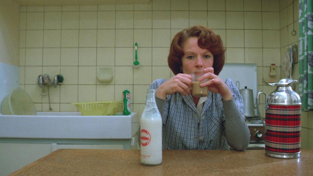 Cómo entiende los espacios femeninos la cineasta Chantal Akerman